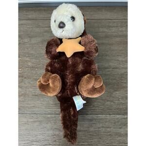 Destination Nation‎ River Otter with Star Plush